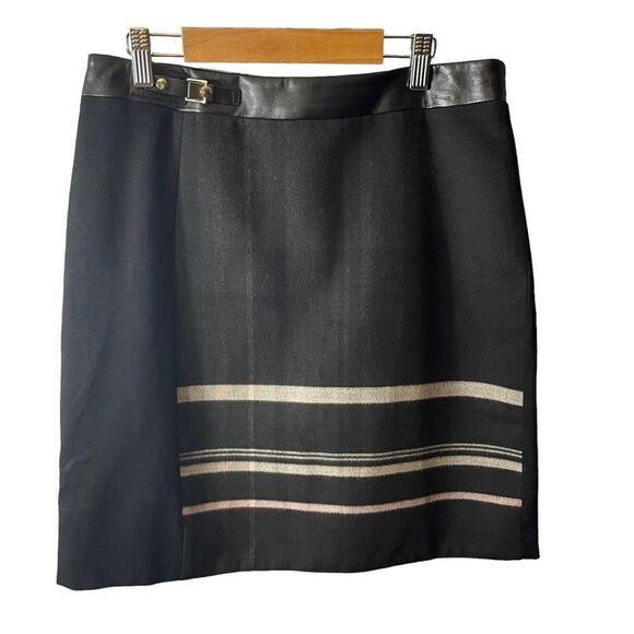 White House Black Market Faux Leather Trimmed Black Skirt Size 6 - Picture 1 of 10